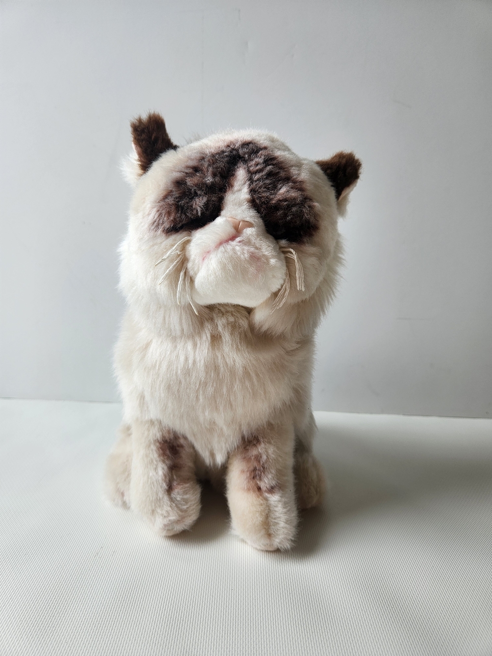 Gund Grumpy Cat Plush Stuffed Animal Meme Internet Collectible 9" Famous Kitten